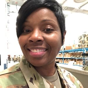 Meet your Posher, Vicki